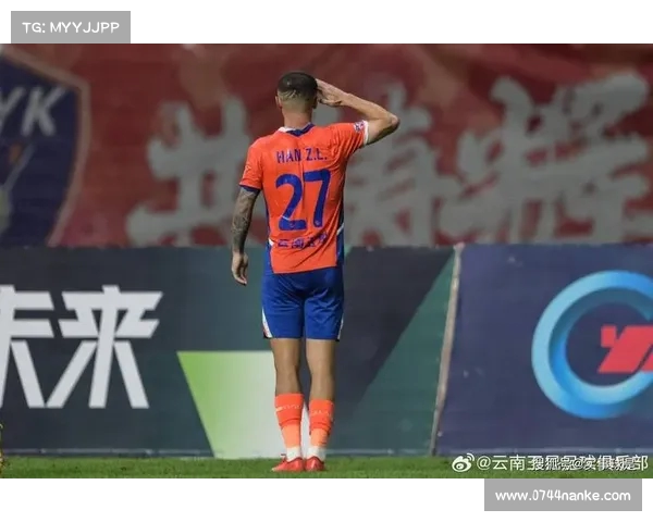 云南2-1逆袭三镇 罗竞世界波绝杀旧主 韩子龙替补登场制胜 云南2-1逆袭三镇 罗竞世界波绝杀旧主 韩子龙替补登场制胜